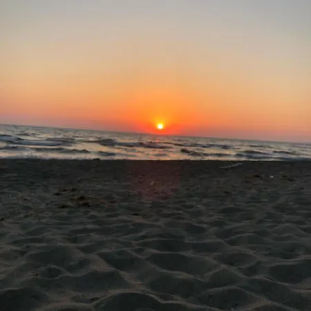 Lambruschini A فيوميتشينو