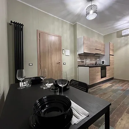 Lambruschini A فيوميتشينو